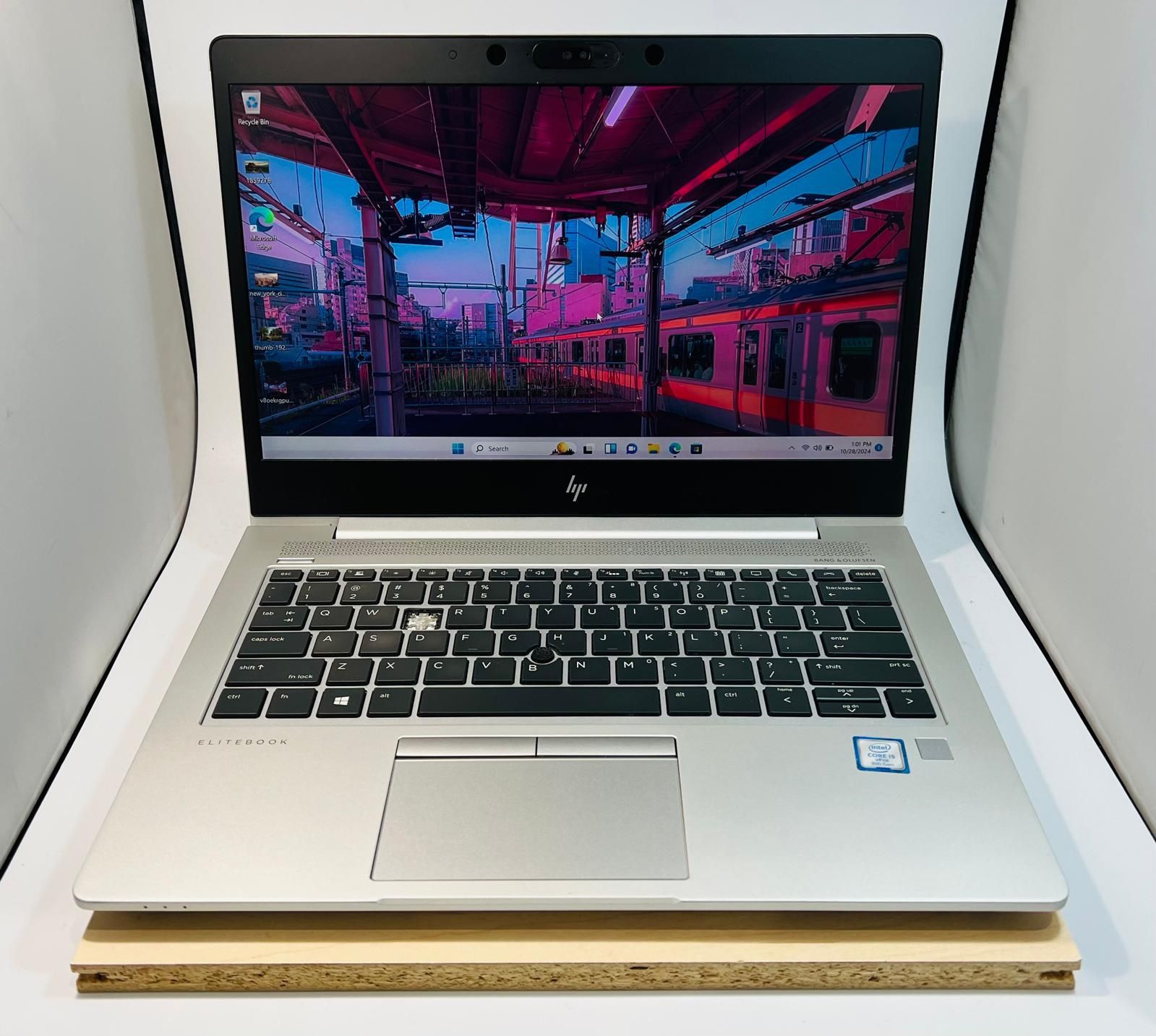 HP EliteBook 14” i5-8350u 8GB 256GB -Missing E Key Fully Functional