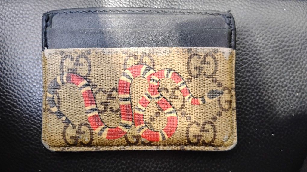 Gucci Car Holder