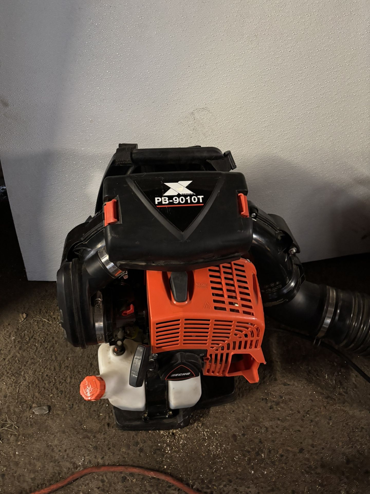 Echo Blower PB-9010T