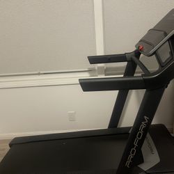 NEW: Treadmill 