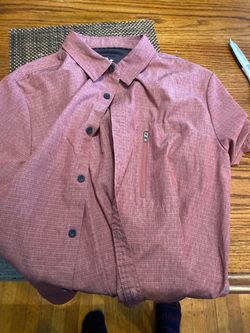 Zeroxposur travel series  large men’s button t shirt