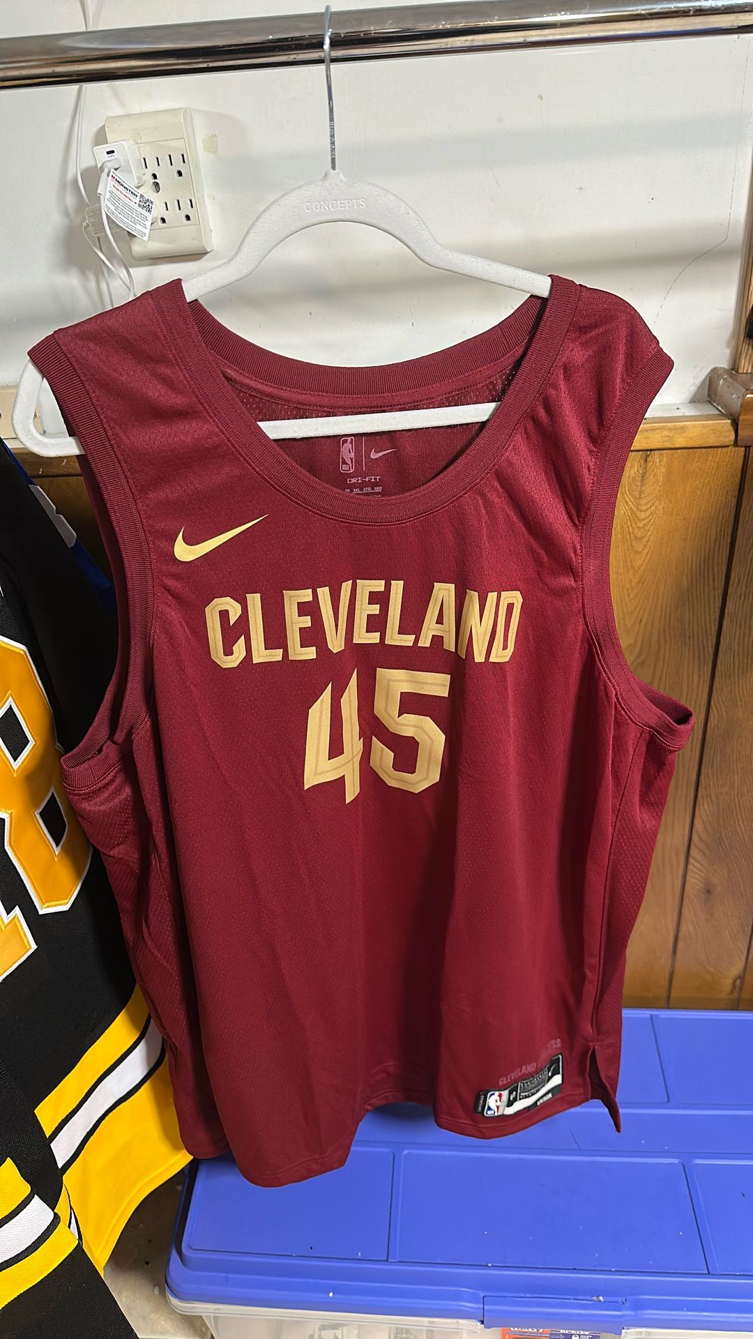 Donovan Mitchell Icon Jersey