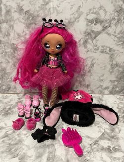 Na! Na! Na! Surprise Fashion Doll with Accessories