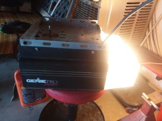 Garage Door Opener - Genie Pro Stealth