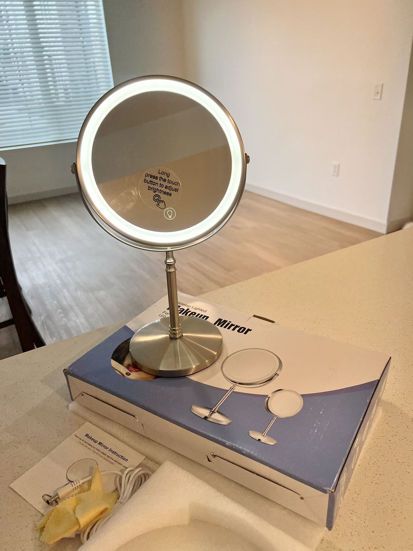 Makeup Mirror with LED Light – New