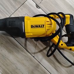 DEWALT 12 AMP CORDED VARIABLE SPEED RECIPROCATING SAW 