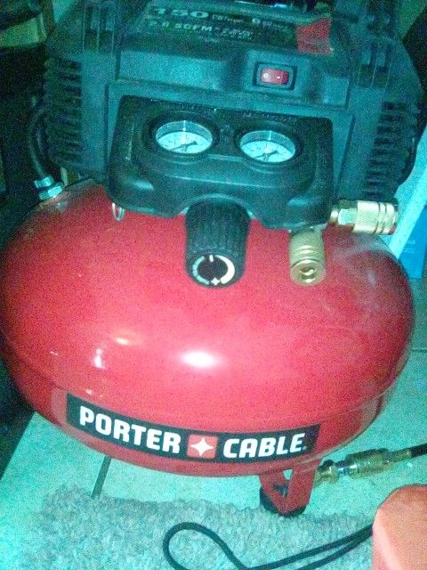 PORTER & CABLE Portable Air Compressor 150PSI