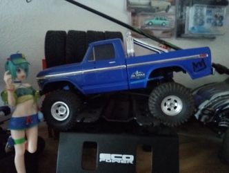 Traxxas trx4m Ford truck crawler/trail rider