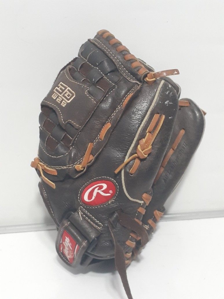12 1/2 In. Youth 9-14 Years Rawlings Baseball/Softball Fastpitch Brown Leather Glove. Great Condition