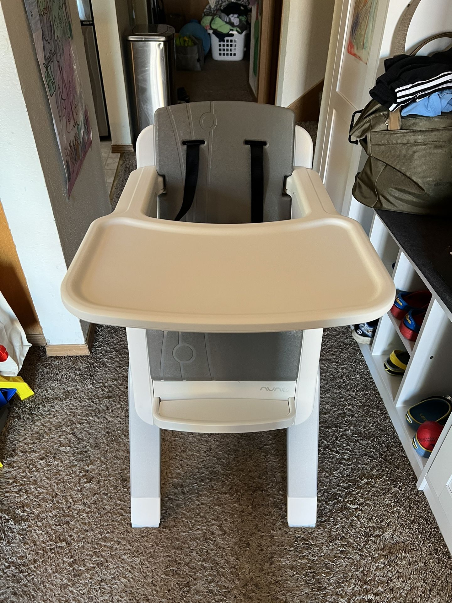Nuna ZAAZ Highchair