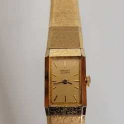 Ladies Vintage Seiko Gold-Tone Watch