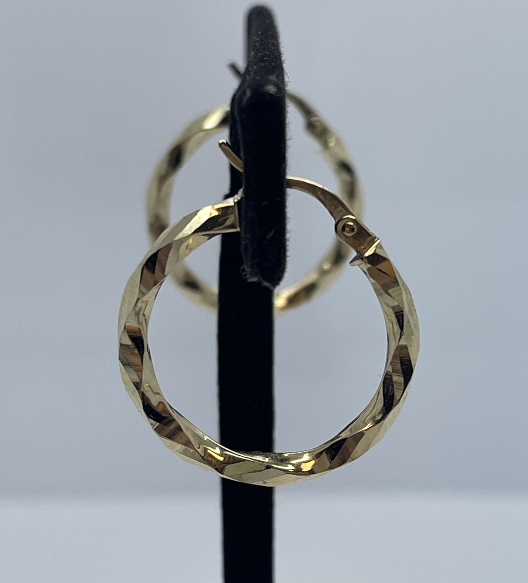 10K Gold Fancy Earrings. New