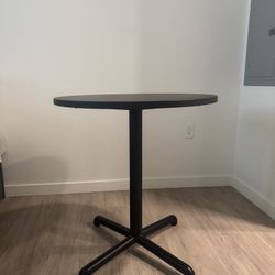 IKEA TABLE 