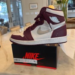 Jordan 1 Retro High OG, Men’s Size 9