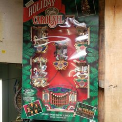Mr. Christmas Holiday Carousel Christmas musical Decor