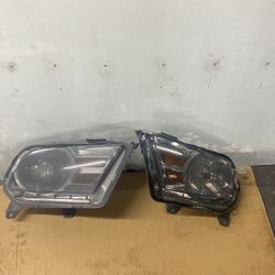 Headlights Ford Mustang