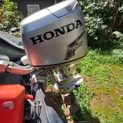 2004 Honda 25/4 Stroke Motor With Trailer And Dingy 
