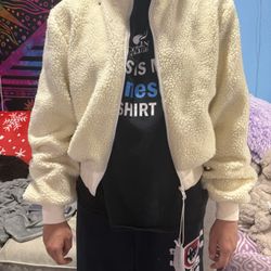 THE NOLI SHOP Cozy Cream Cropped Sherpa Hoodie w/ Removable Hood NEW UNUSED