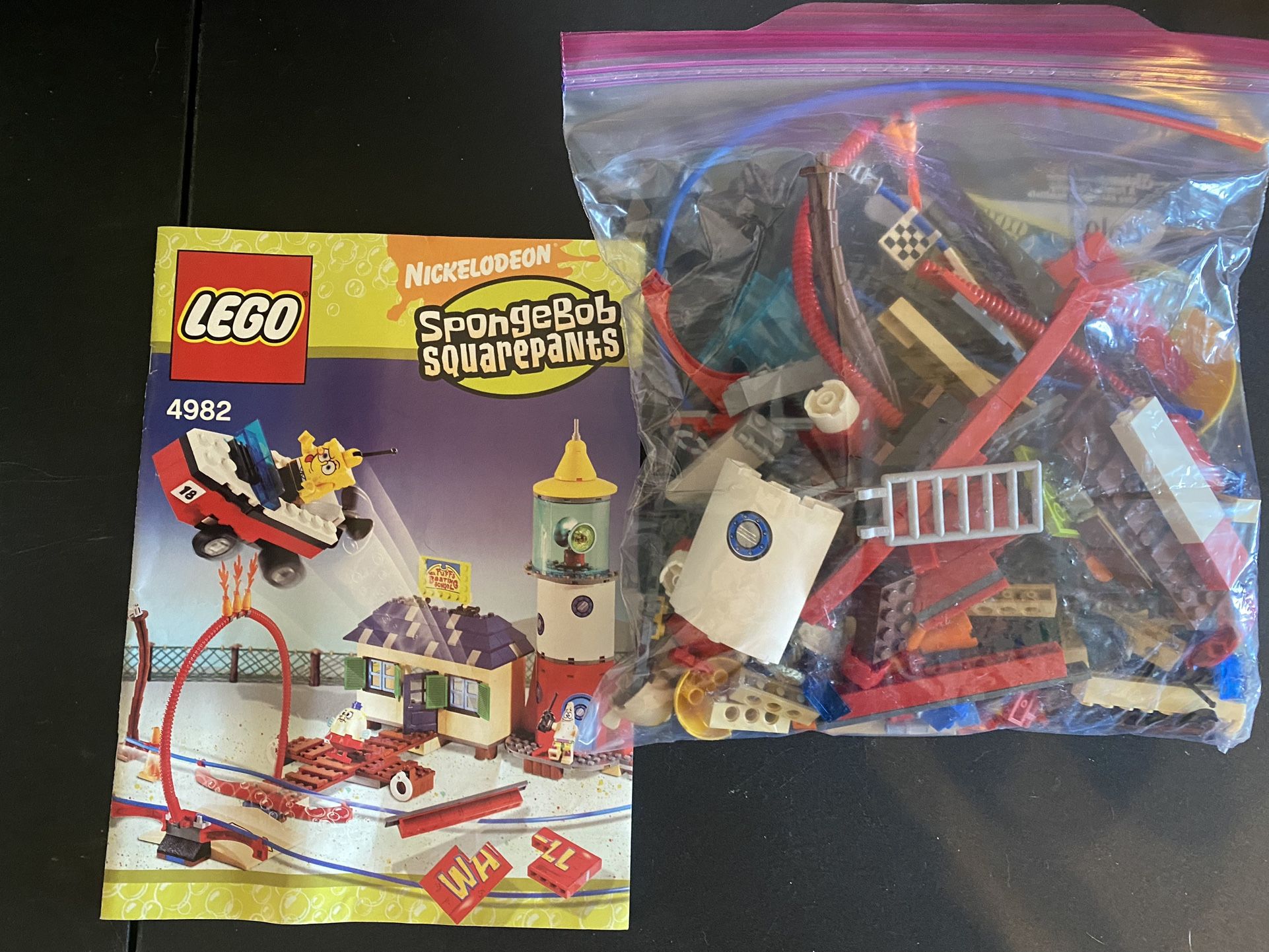 LEGO Mrs. Puffs Boating School