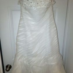 New GALINA WEDDING GOWN 200obo