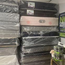 We Sale Mattress / Vendemos Colchones 