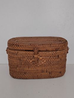 Wicker basket