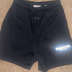 Essential Shorts medium 