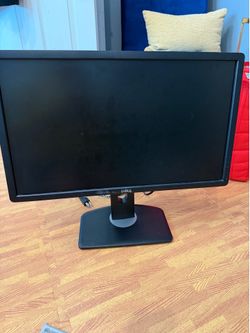 GREAT PRICE on 22” Dell monitor with adjustable stand