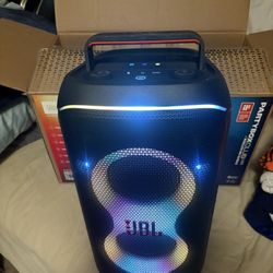 JBL PartyBox Club Live 120 – 160W Portable Bluetooth Party Speaker | Mic & Guitar Inputs | LED Light Show | IPX4 Splashproof