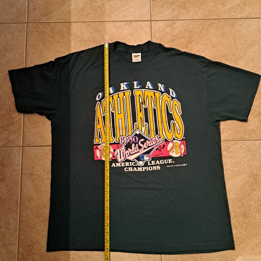 Vintage Oakland A's T shirt • 1990 World Series
