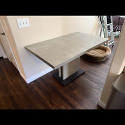 Modern marble finish Table