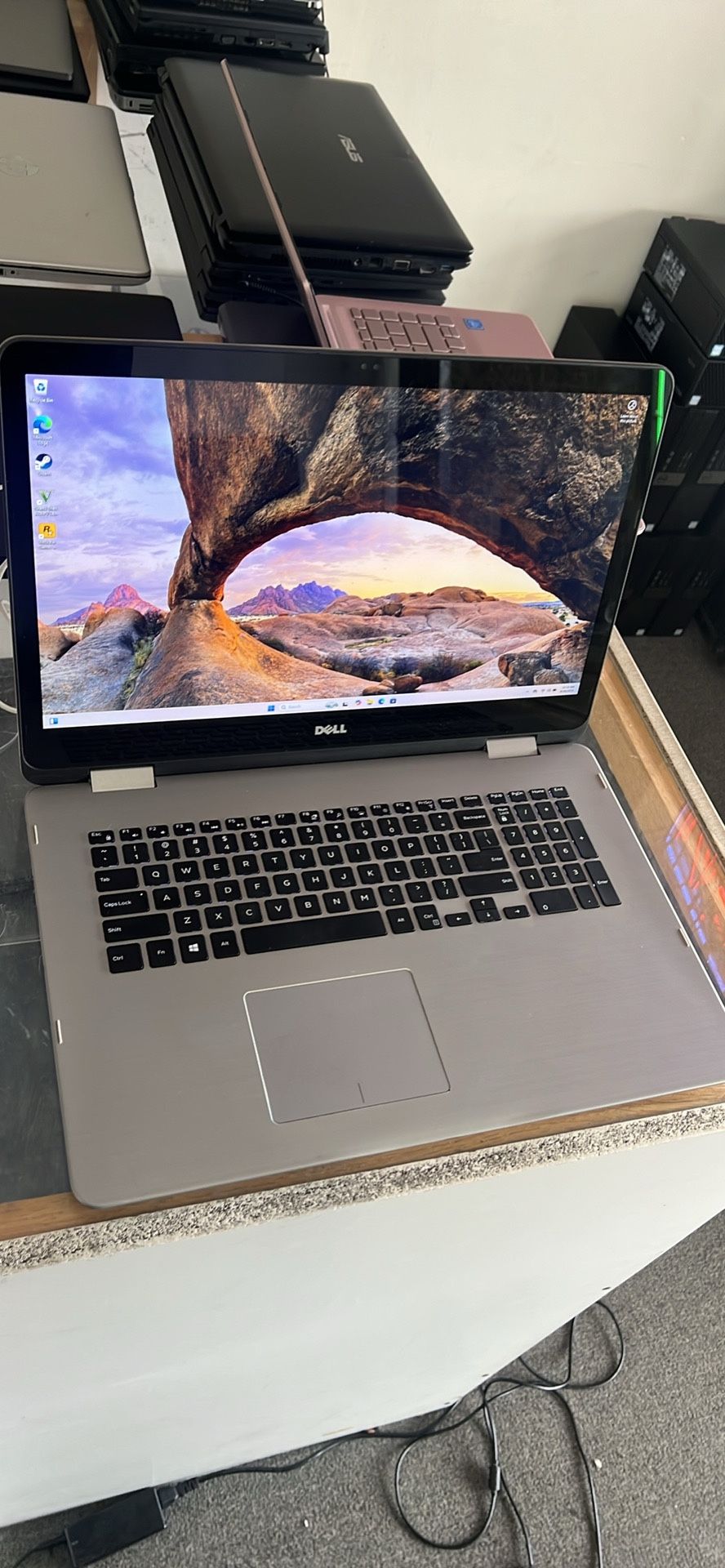 Dell Touch Screen 32 GB RAM Core i7 Windows 11 Pro 500 GB Storage 2 GB Graphics Card Gaming Laptop