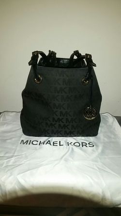 MK TOTE