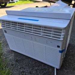 Window Air Conditioner
