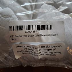AB Lifestyles Short Queen Mattress Protector size 60 x 75 Never Used
Made in The USA