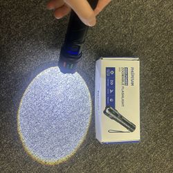 High-power Zoomable Flashlight Rechargeable Flashlight
