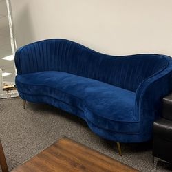 Camel Back Sofa Couch Same Day Delivery Financing Available 