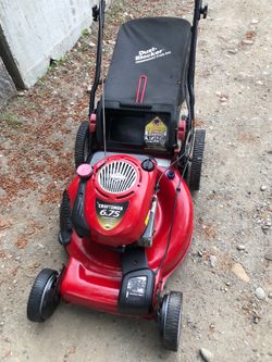 Very nice craftsman self-propelled lawnmower 22 inch just serviced