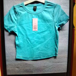 Girls Blue Shirt. I Have Over 100 Small Medium Large And Extra Large