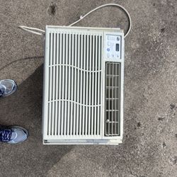 10,000 Btu Air Conditioner 