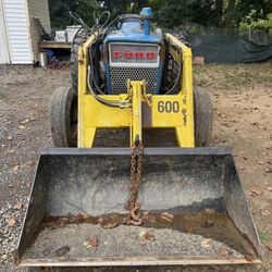 1968 Ford 3000 With Loader 
