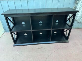 Long shelf in very good condition