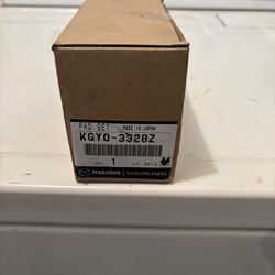 Mazda CX-5 Genuine front brake pads