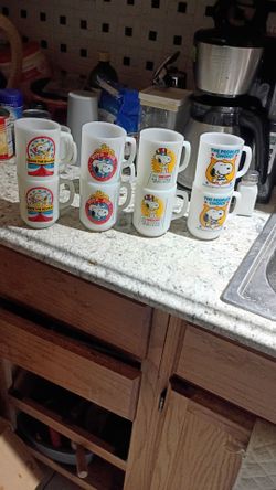 Snoopy for president cups