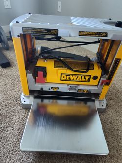 DeWalt Benchtop Planer.
