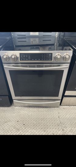 Samsung 30” Electric Stove 