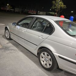 2001 BMW 325XI