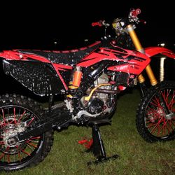 Dirt Bike CRF 250