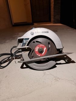 Black & Decker Circular Saw 2-1/3 HP