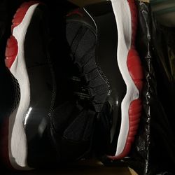 Jordan 11 Bread 